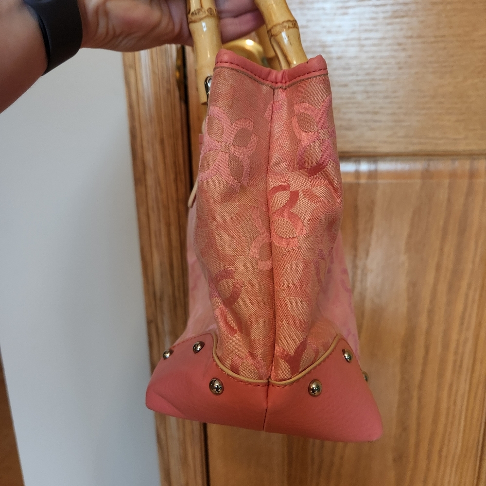 Relic Handbag - Picture 2 of 13